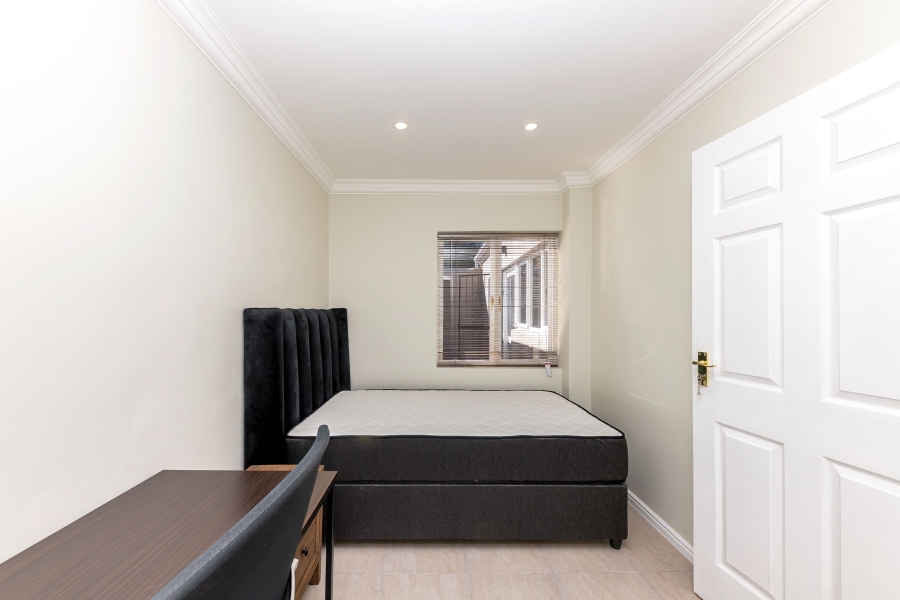 4 Bedroom Property for Sale in Observatory Western Cape